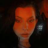 iambadgalmakk from onlyfans