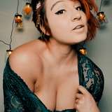 pearly.thighs from onlyfans