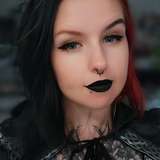 qu33nb33pfr33 from onlyfans